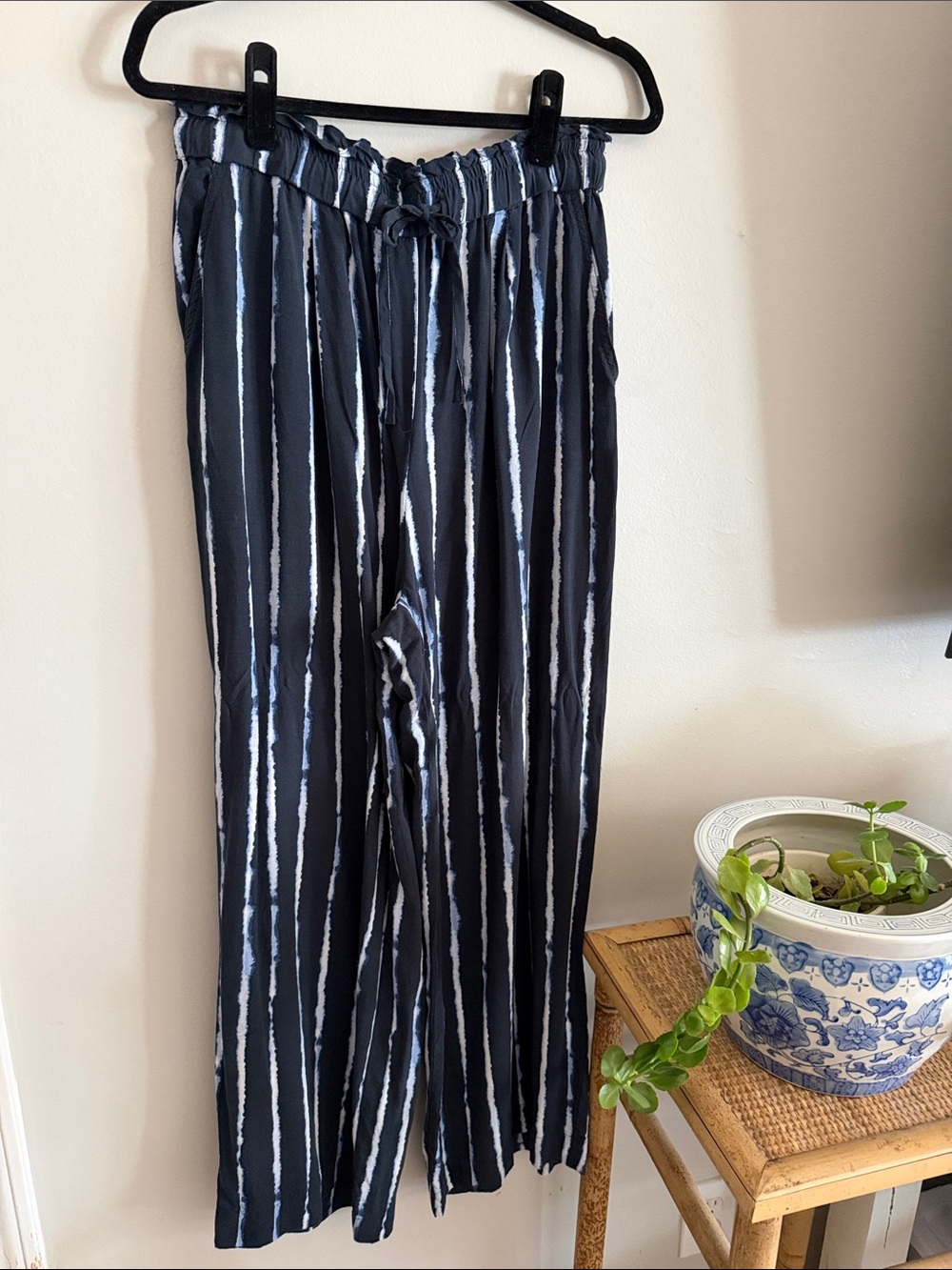 H&M Navy Blue and White Striped Wide Leg Pants